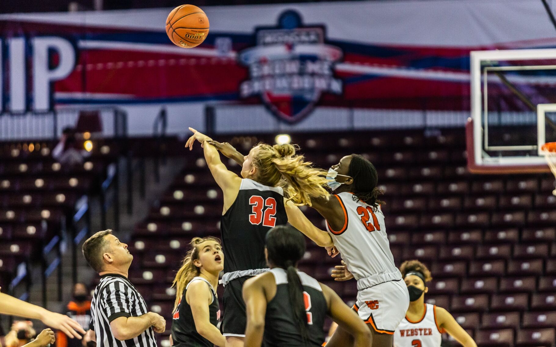 Incarnate Word 58, Webster Groves 37